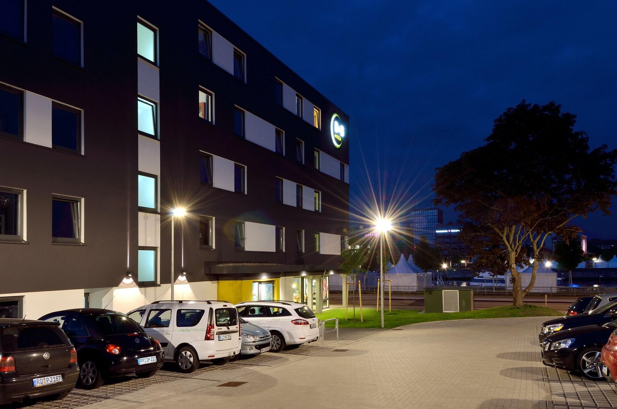 B&B Hotel Kiel-City Екстериор снимка