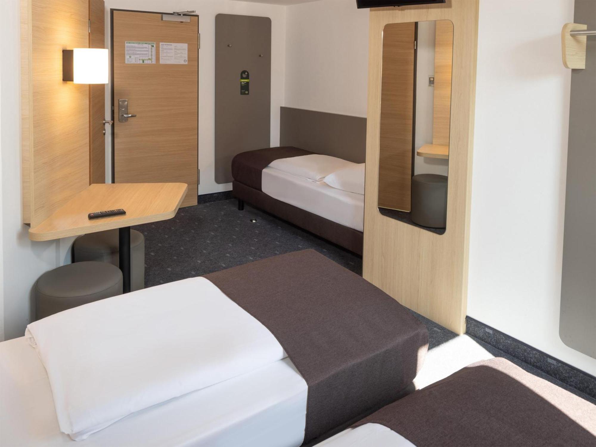 B&B Hotel Kiel-City Екстериор снимка