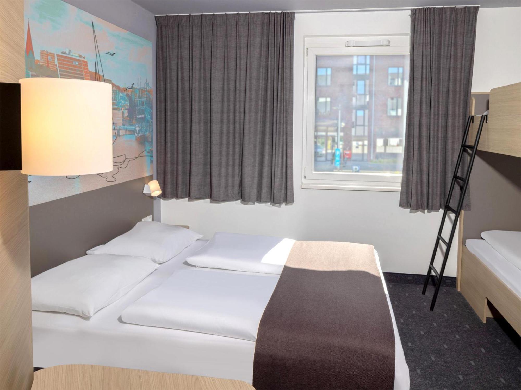 B&B Hotel Kiel-City Екстериор снимка